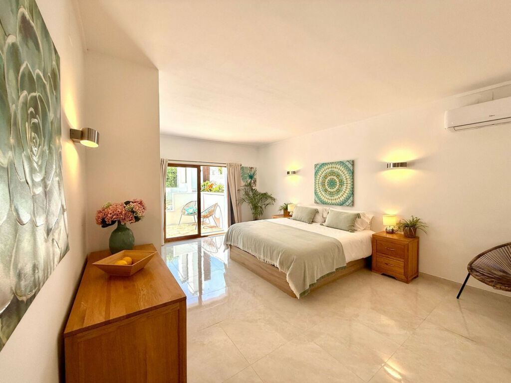 Detached Villa Guadalmina Alta Málaga - image 23