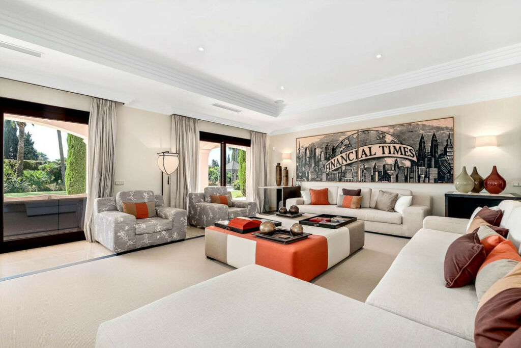 Detached Villa Sierra Blanca Málaga - image 23