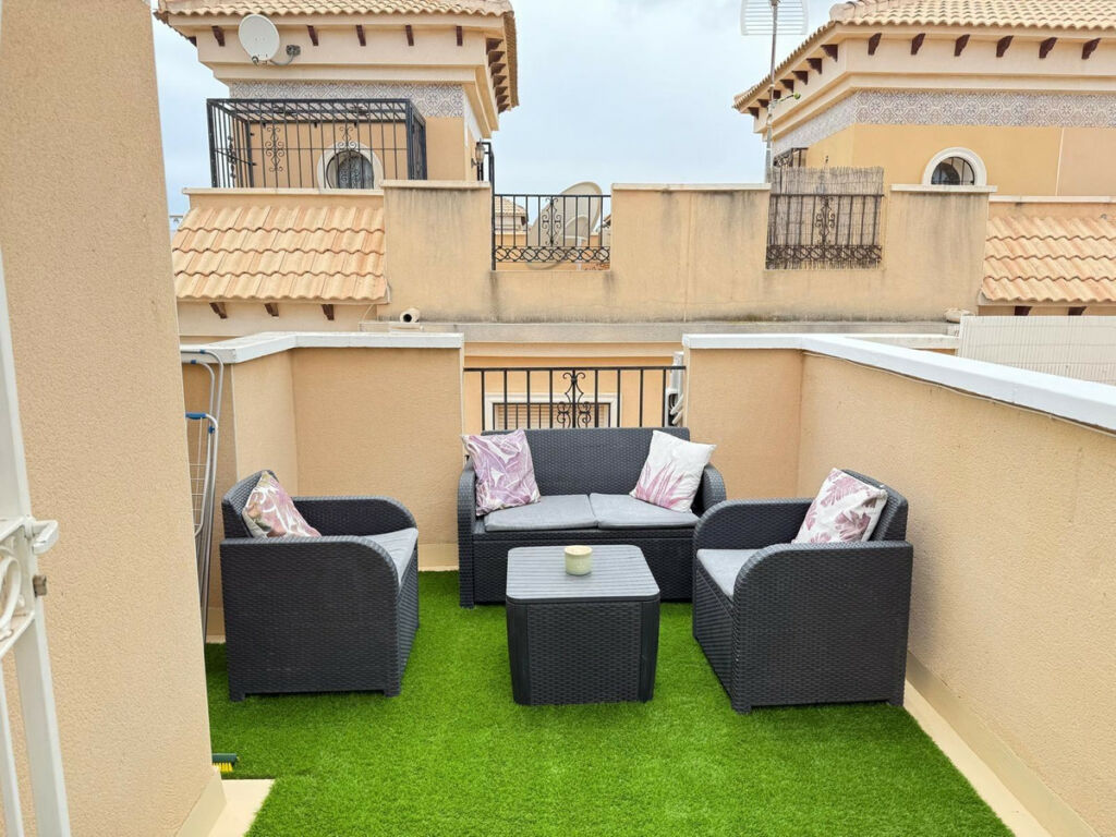 Semi-Detached House Villamartin Alicante - image 23