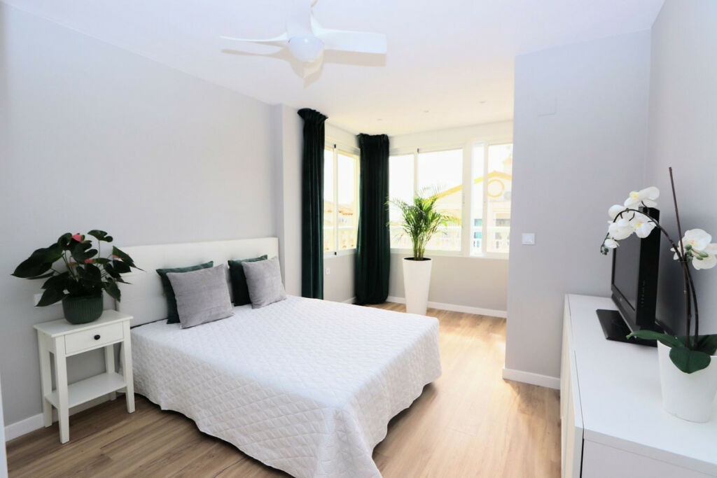 Townhouse Punta Prima Alicante - image 24