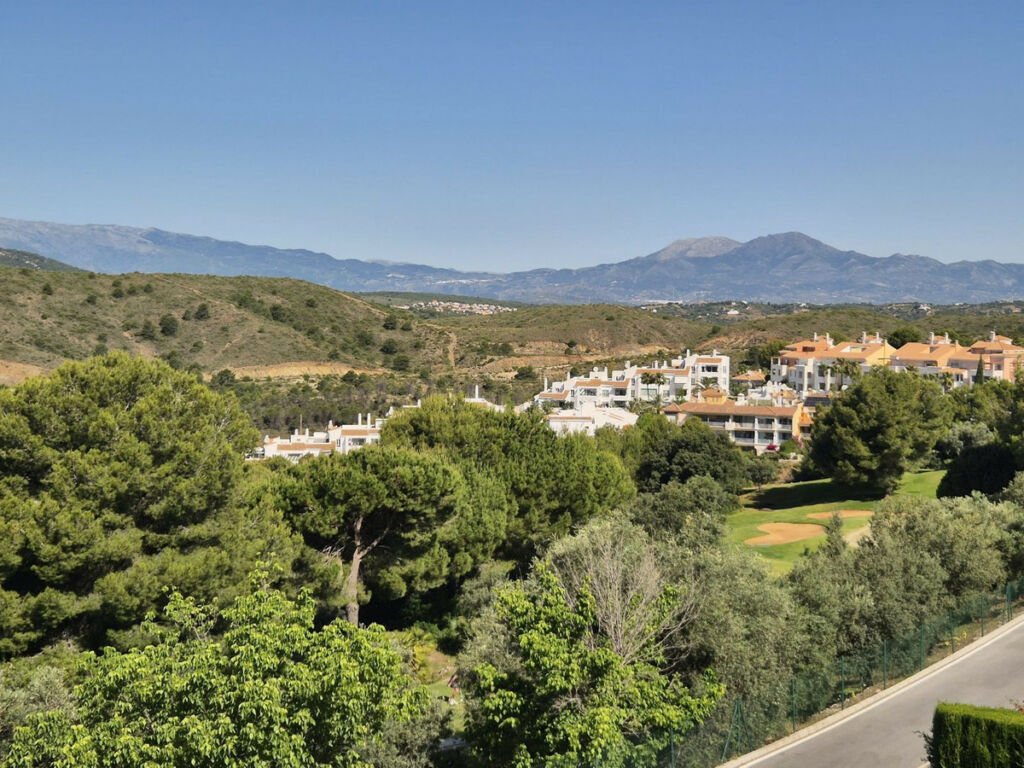 Semi-Detached House Alhaurin Golf Málaga - image 24