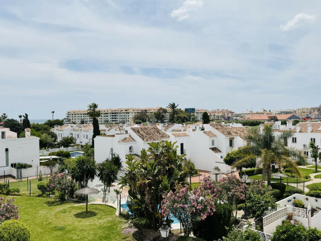 Townhouse Casares Playa Málaga - image 24