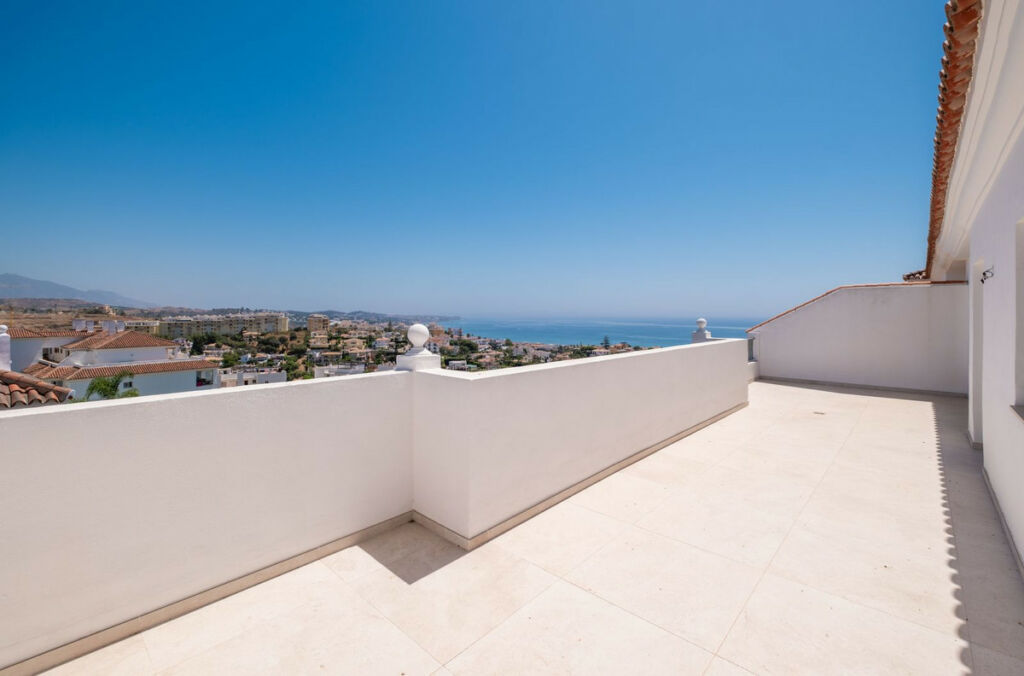 Penthouse Miraflores Málaga - image 24