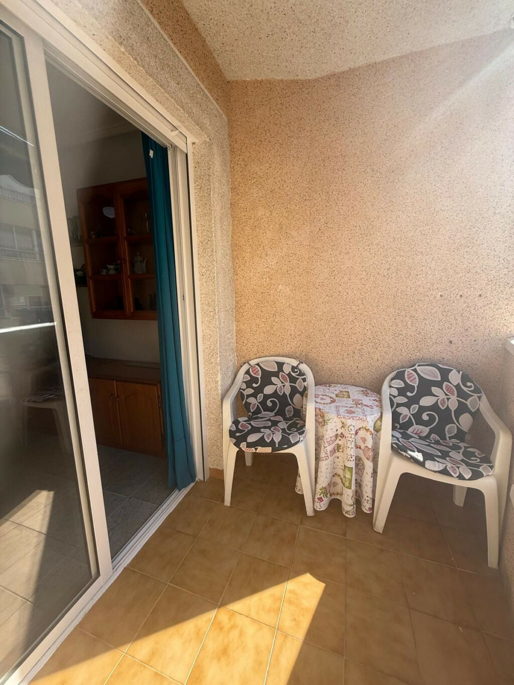 Middle Floor Apartment Torrevieja Alicante - image 24
