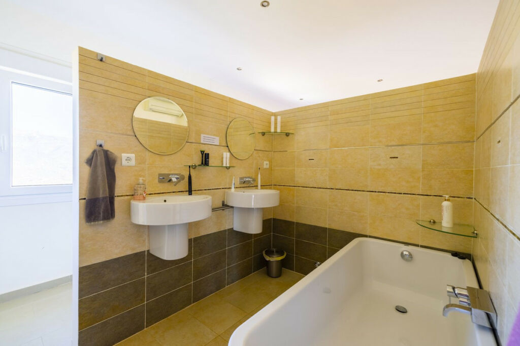 Detached Villa Arenas Málaga - image 24