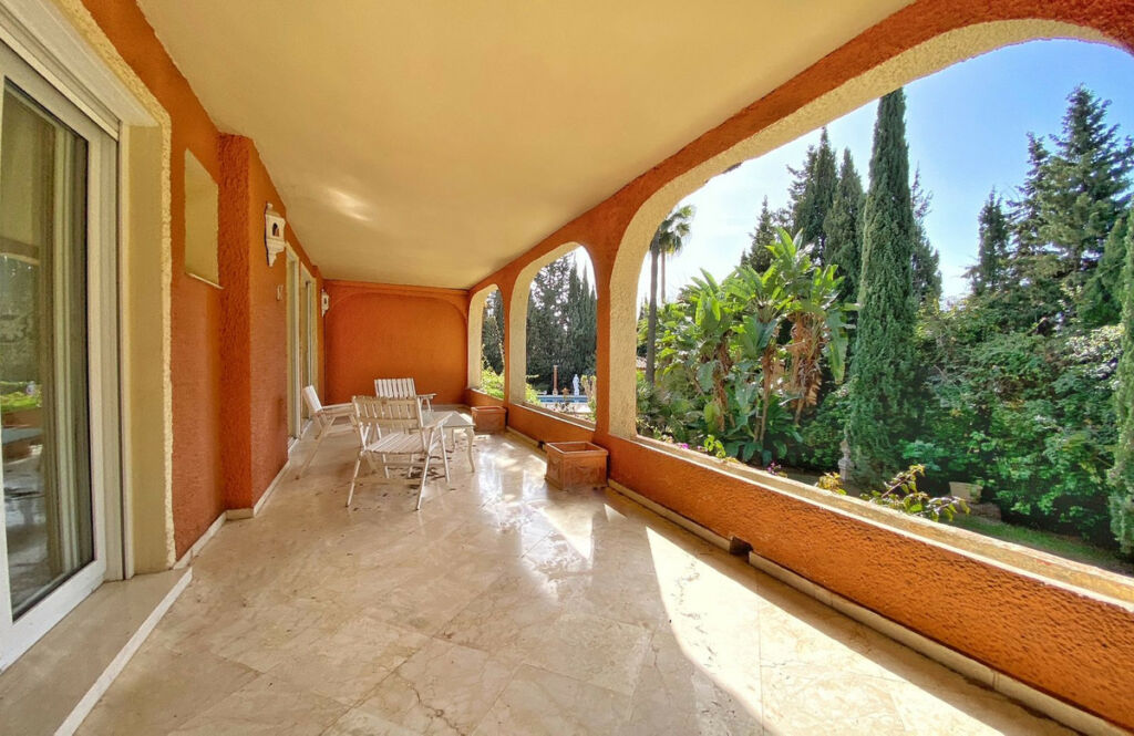Detached Villa Nagüeles Málaga - image 24