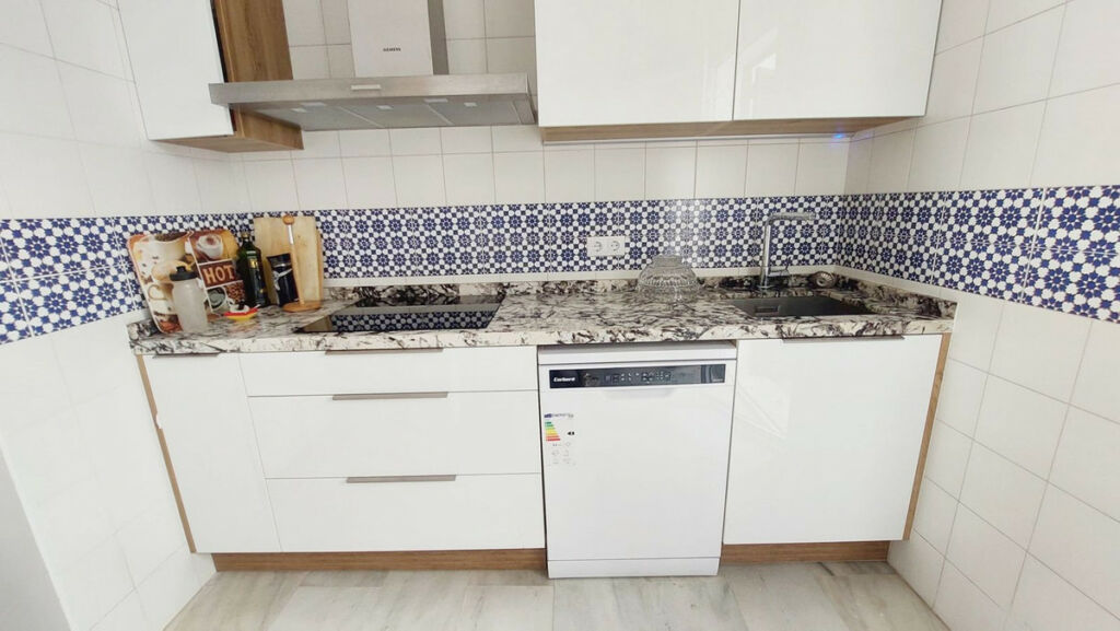 Townhouse Fuengirola Málaga - image 24