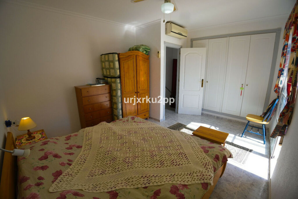 Townhouse Torrevieja Alicante - image 24