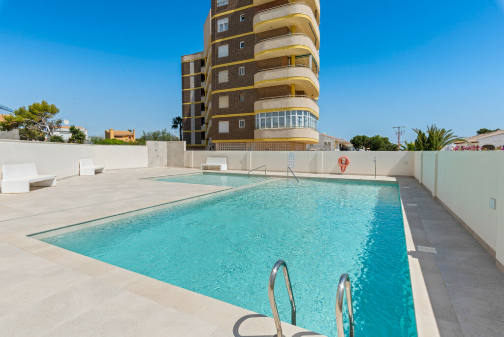 Middle Floor Apartment La Zenia Alicante - image 24