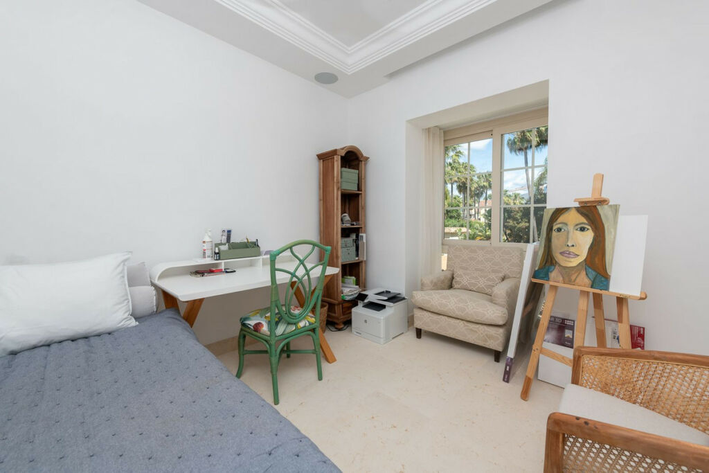 Detached Villa Cortijo Blanco Málaga - image 24