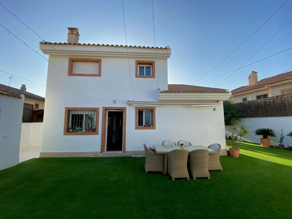 Detached Villa Torre de la Horadada Alicante - image 23