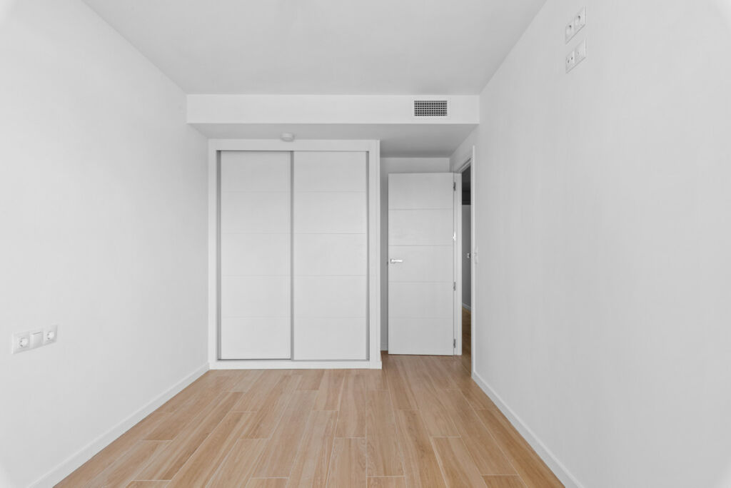 Middle Floor Apartment Campoamor Alicante - image 24