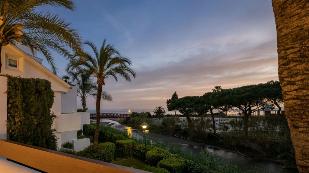 Middle Floor Apartment Los Monteros Málaga - image 24