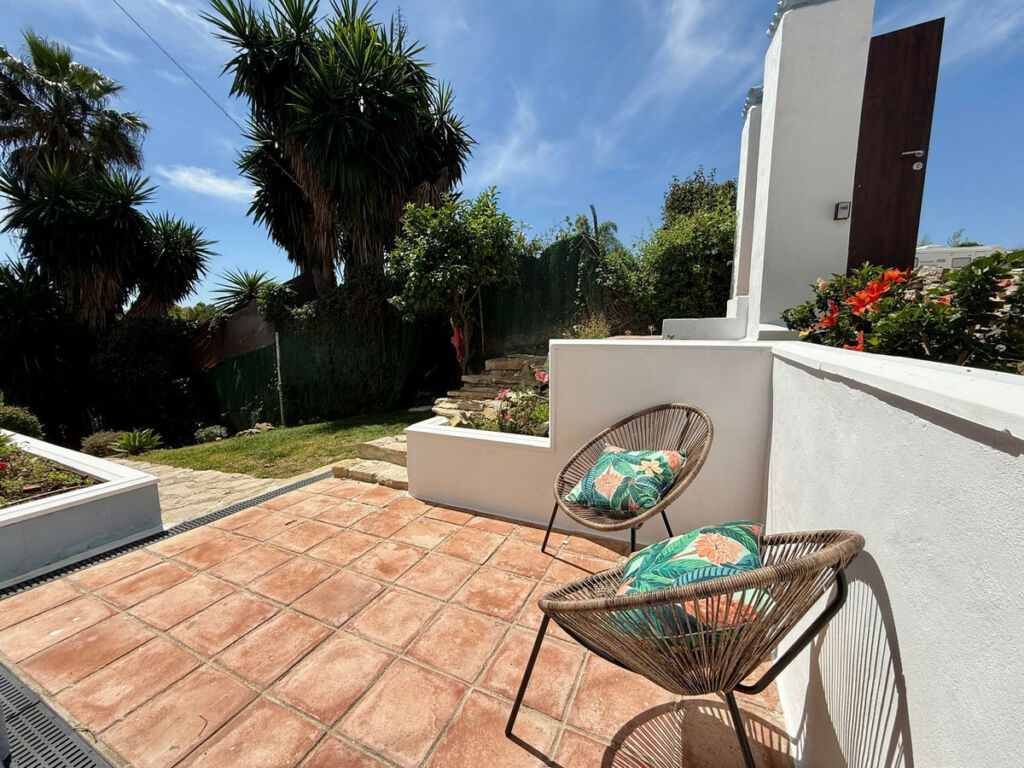 Detached Villa Guadalmina Alta Málaga - image 24