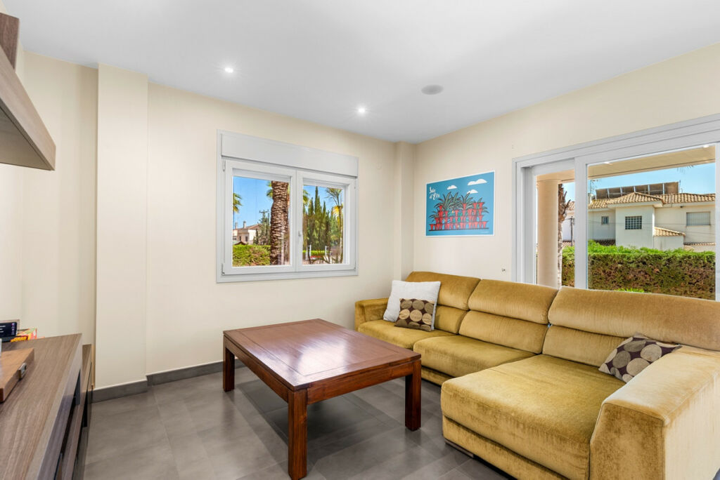 Detached Villa Elche Alicante - image 24