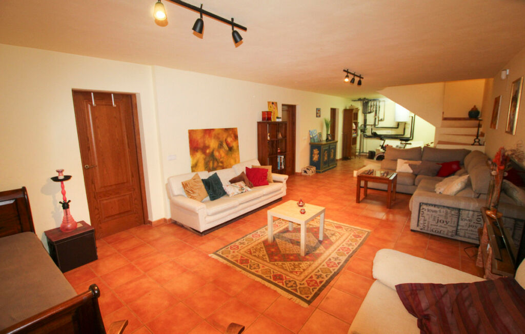Detached Villa Calpe Alicante - image 24