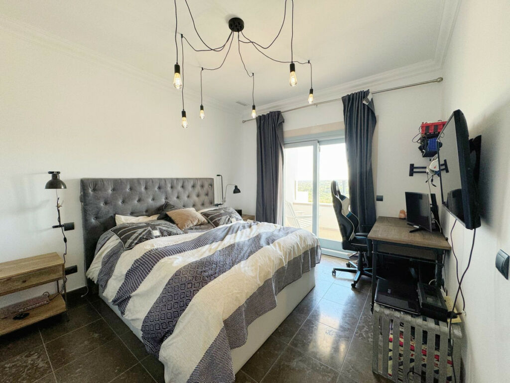 Detached Villa Sotogrande Cádiz - image 24