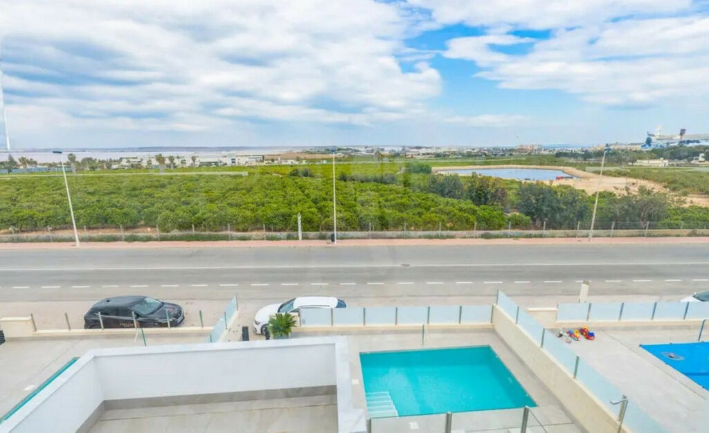 Detached Villa Los Balcones Alicante - image 23