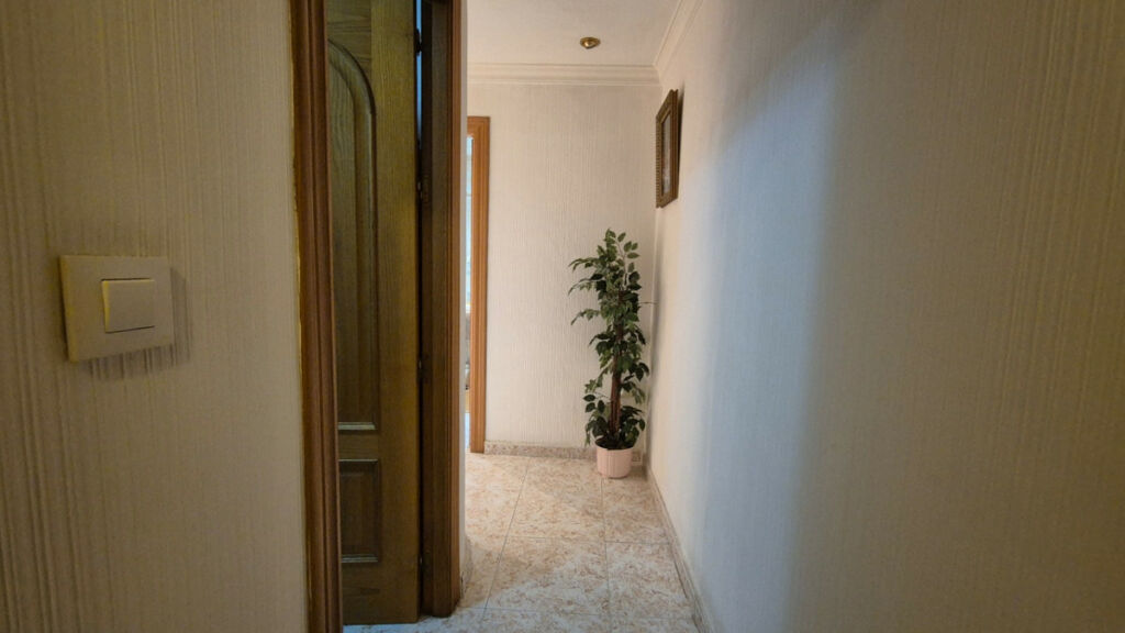 Middle Floor Apartment Torrevieja Alicante - image 24