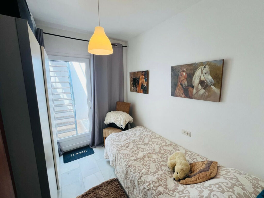 Townhouse Torreguadiaro Cádiz - image 26