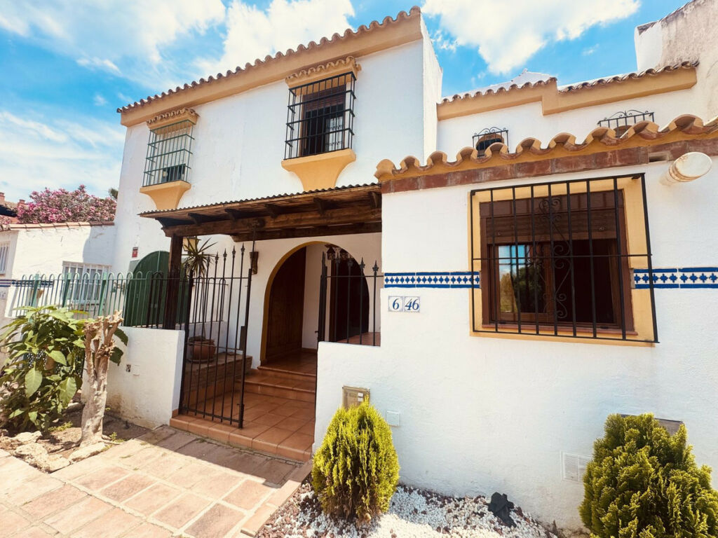 Townhouse Casares Playa Málaga - image 25