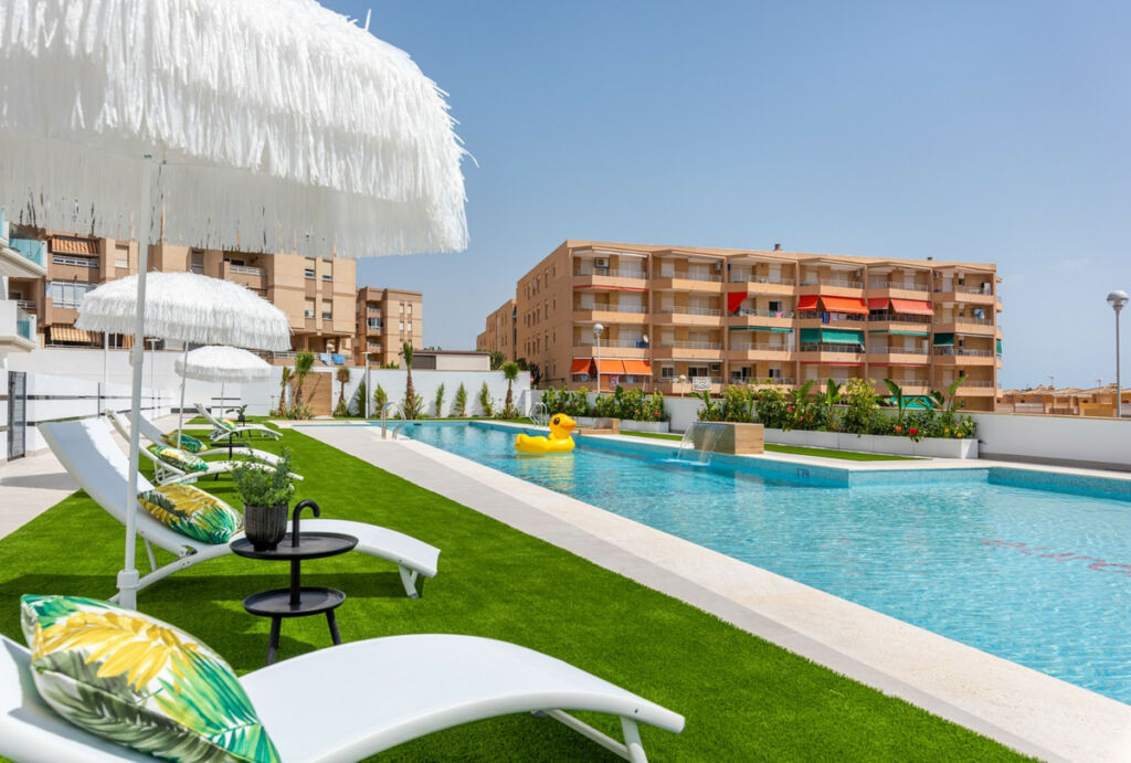 Middle Floor Apartment Guardamar del Segura Alicante - image 25