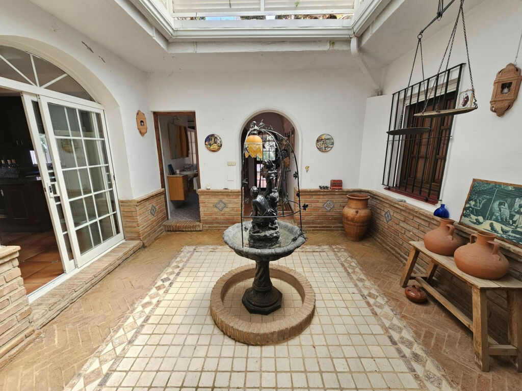 Detached Villa Alhaurín de la Torre Málaga - image 21