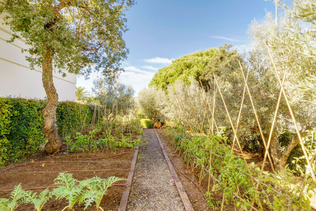 Detached Villa Hacienda Las Chapas Málaga - image 25