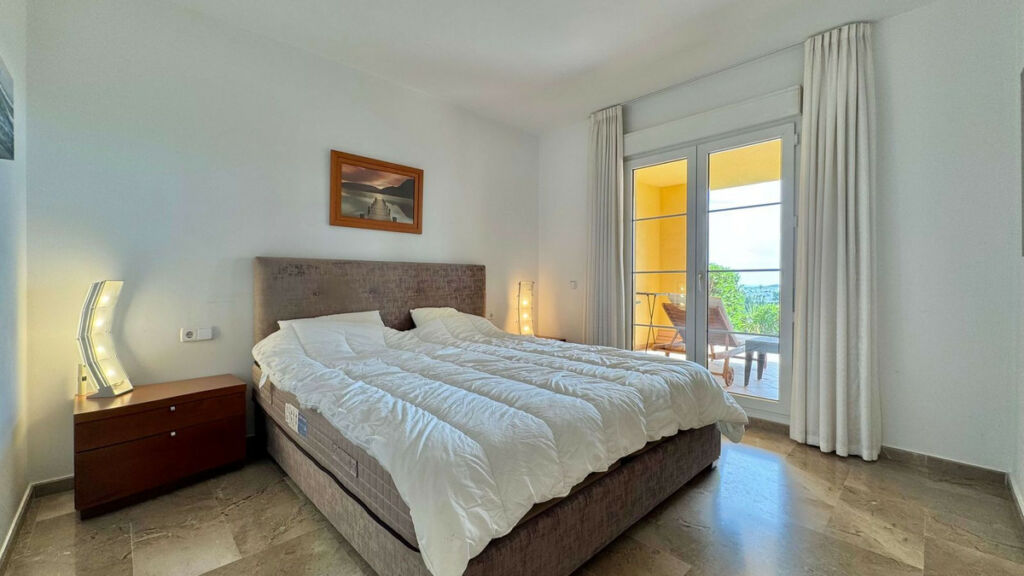 Ground Floor Apartment Nueva Andalucía Málaga - image 25