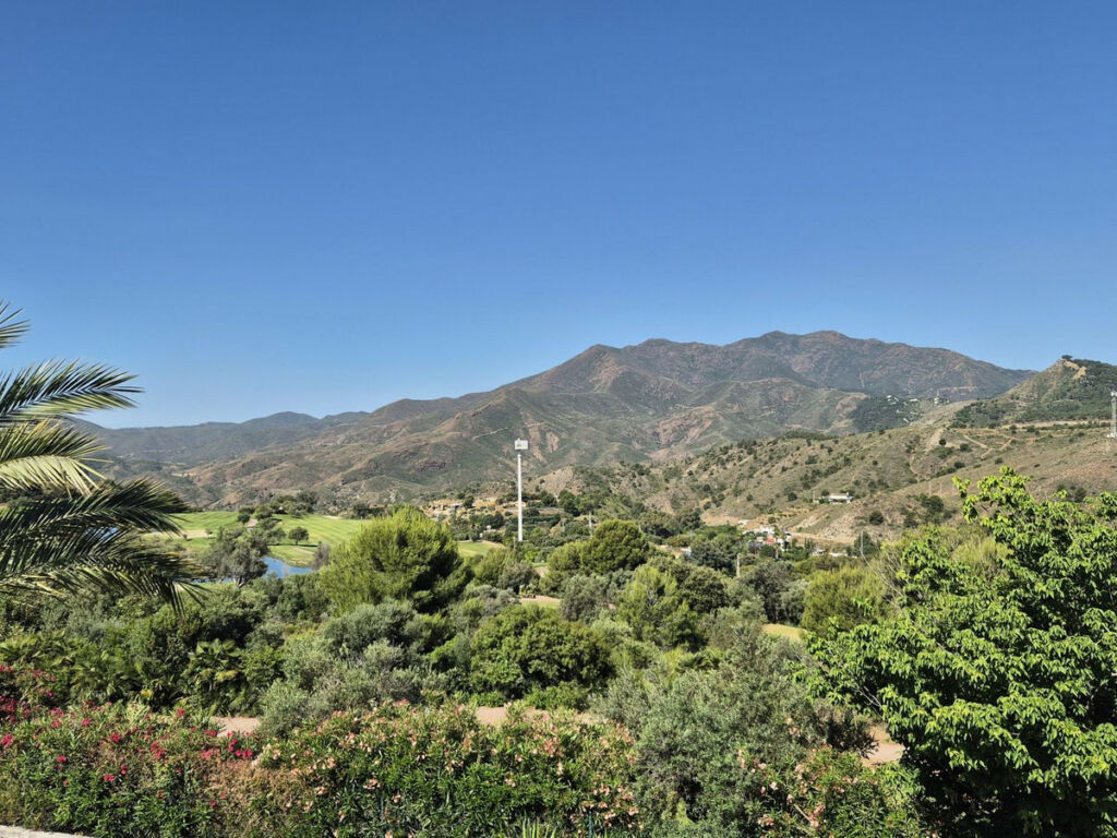 Semi-Detached House Alhaurin Golf Málaga - image 25