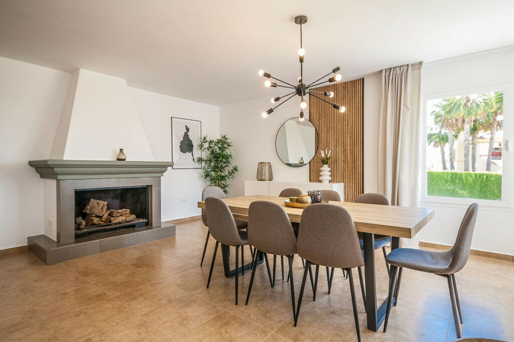 Detached Villa Estepona Málaga - image 25