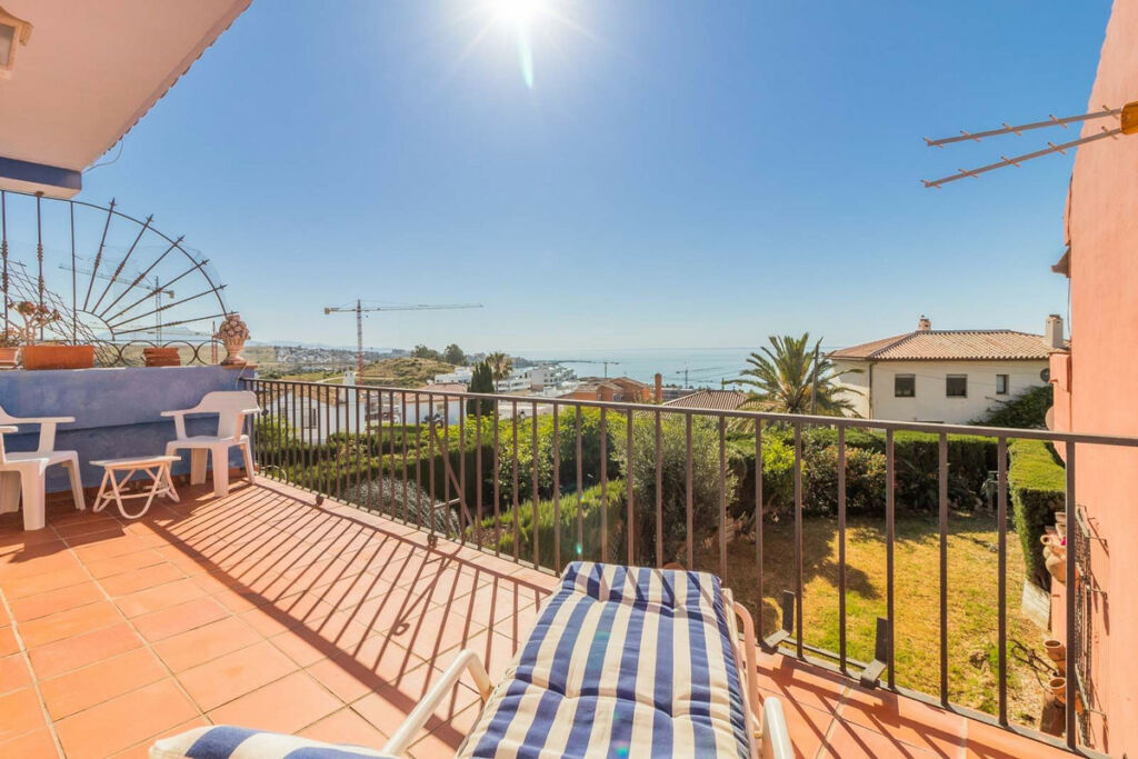 Townhouse Estepona Málaga - image 25