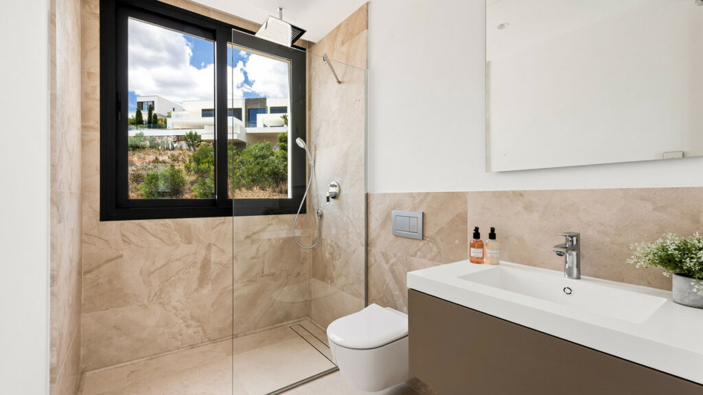 Detached Villa Benahavís Málaga - image 25