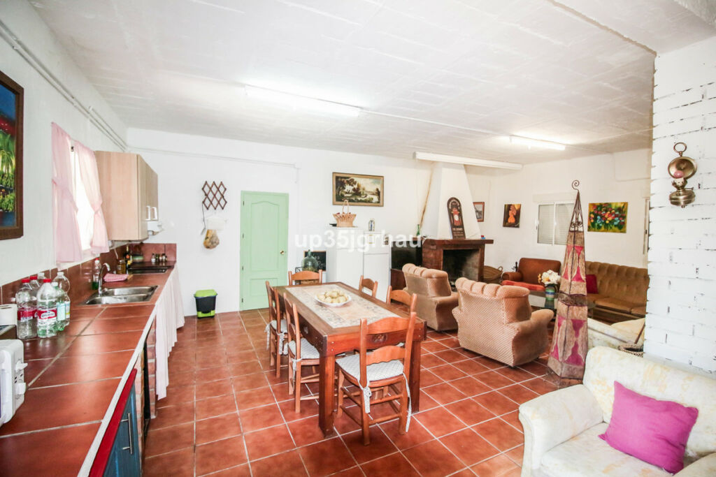 Detached Villa Gaucín Málaga - image 24