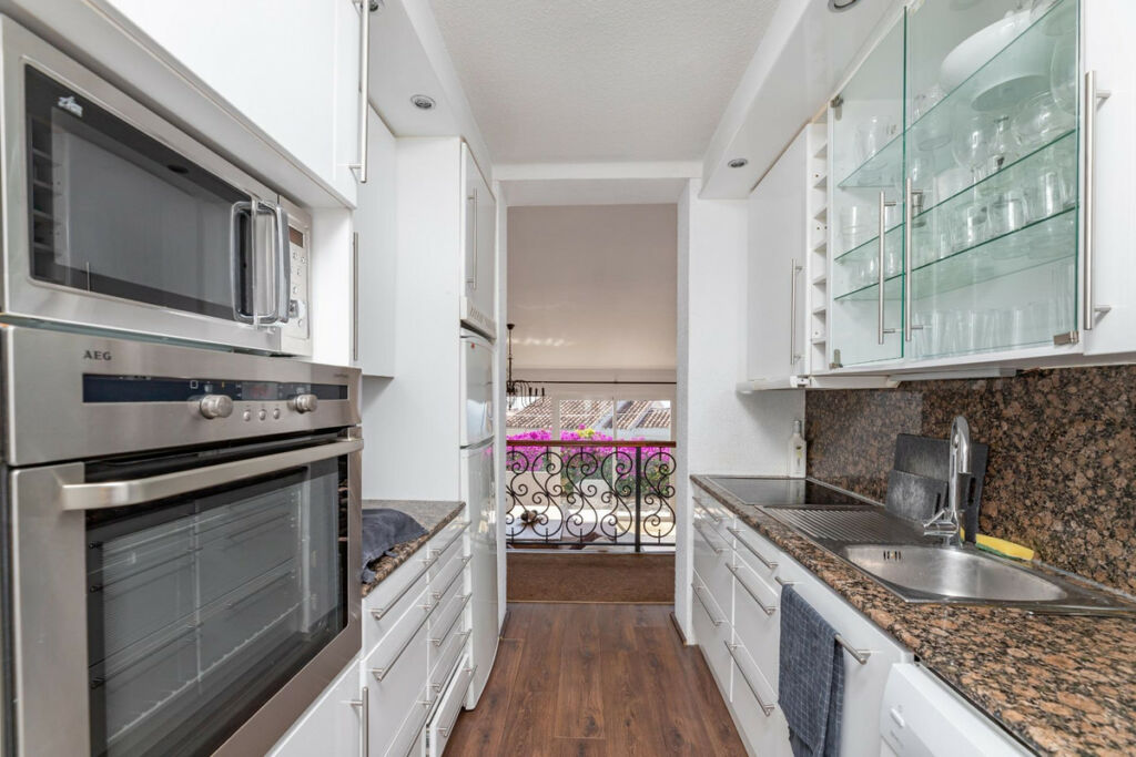 Detached Villa Benalmadena Málaga - image 25