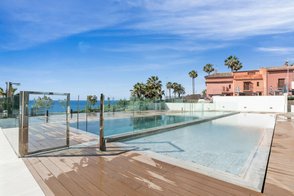 Middle Floor Apartment Estepona Málaga - image 25