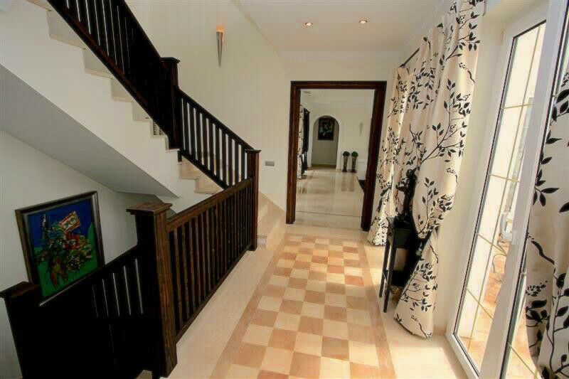 Detached Villa Mijas Málaga - image 20