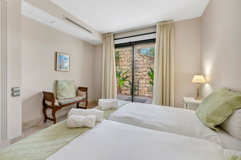 Ground Floor Apartment Los Monteros Málaga - image 25