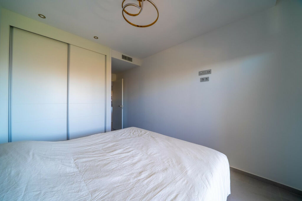 Middle Floor Apartment Benidorm Alicante - image 25