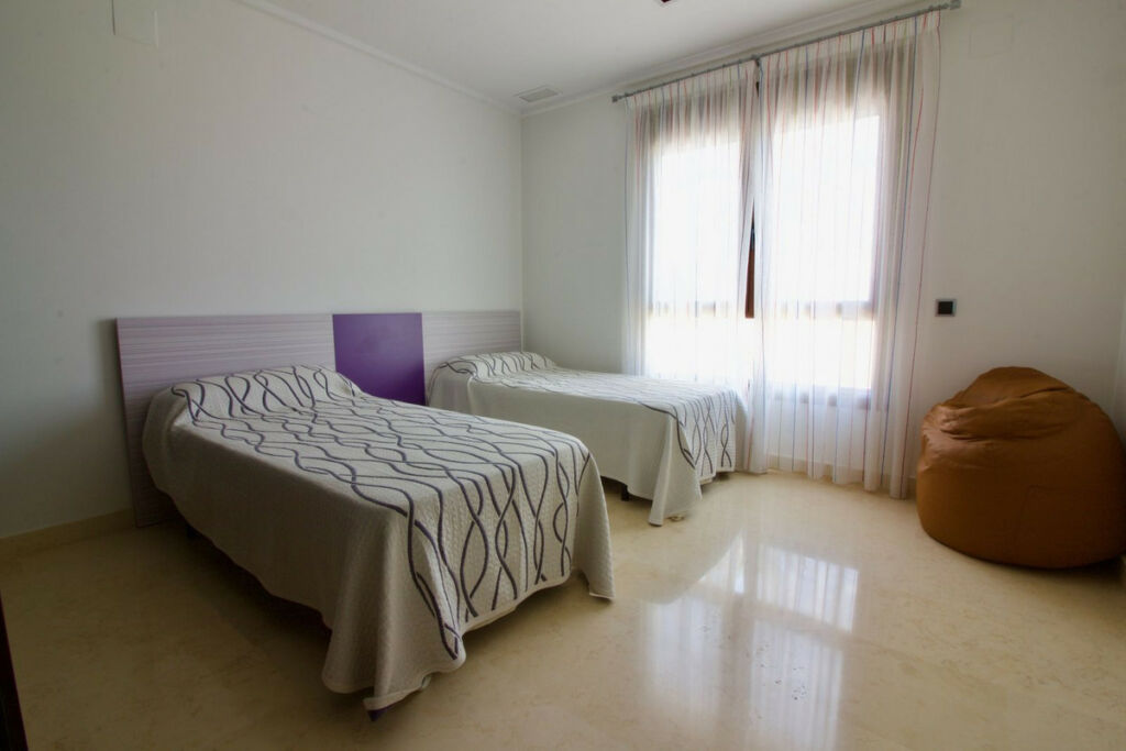 Detached Villa Orihuela Costa Alicante - image 25