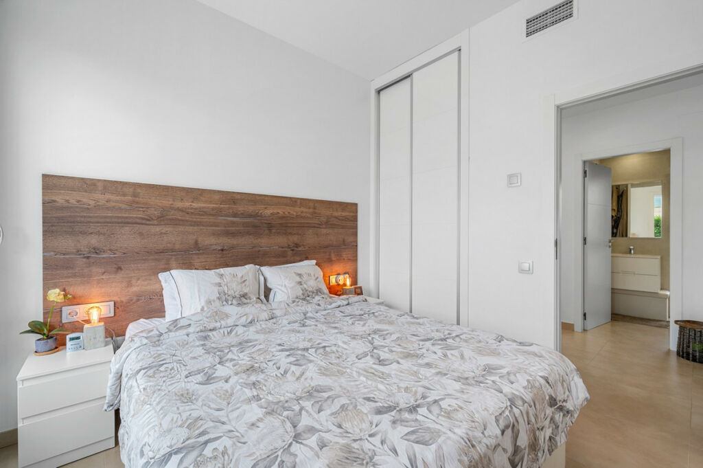 Detached Villa Vista Bella Golf Alicante - image 25