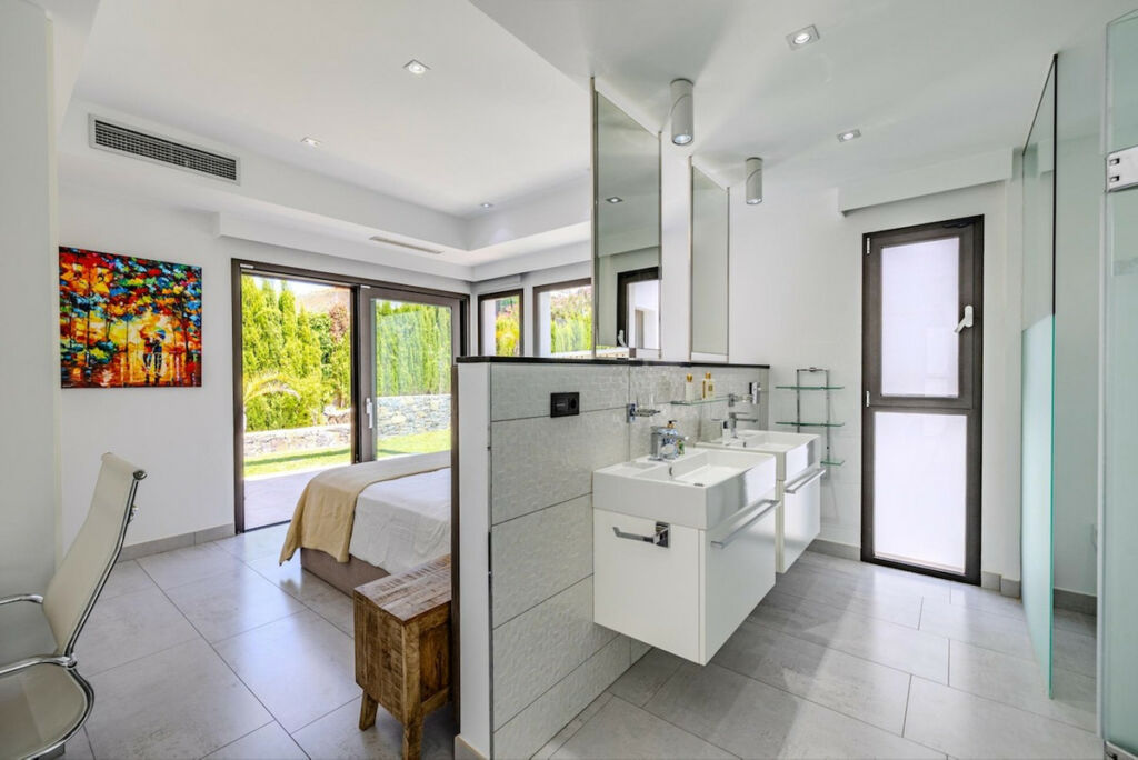 Detached Villa Javea Alicante - image 25