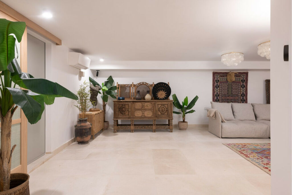 Detached Villa Cortijo Blanco Málaga - image 25
