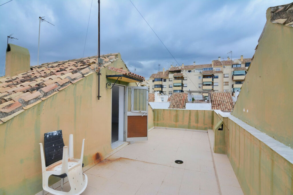 Townhouse Fuengirola Málaga - image 25