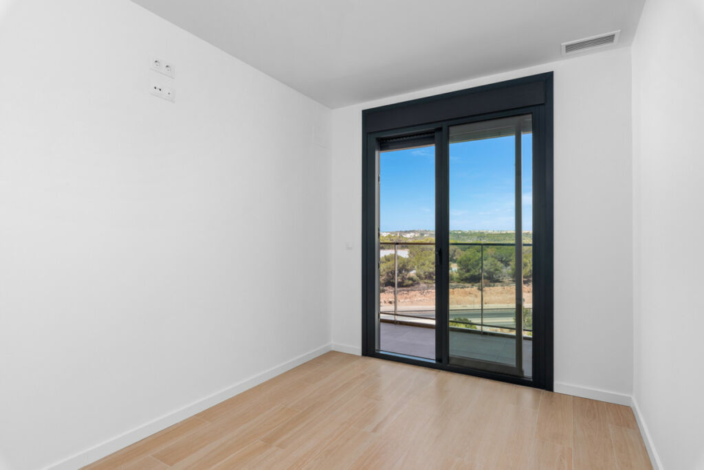 Middle Floor Apartment Campoamor Alicante - image 25