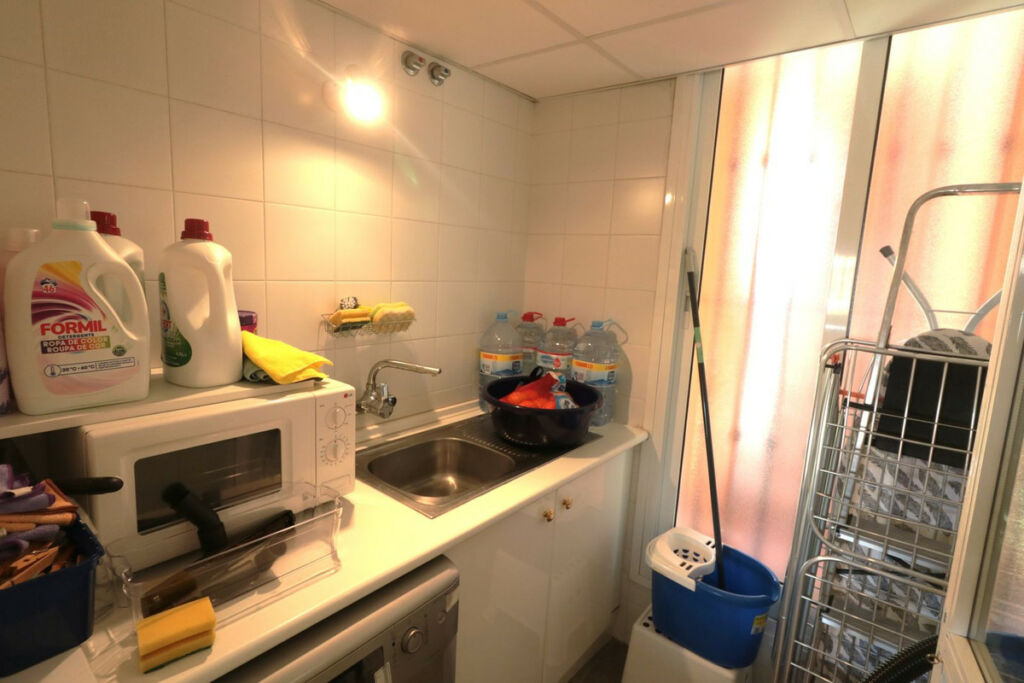 Top Floor Apartment New Golden Mile Málaga - image 26