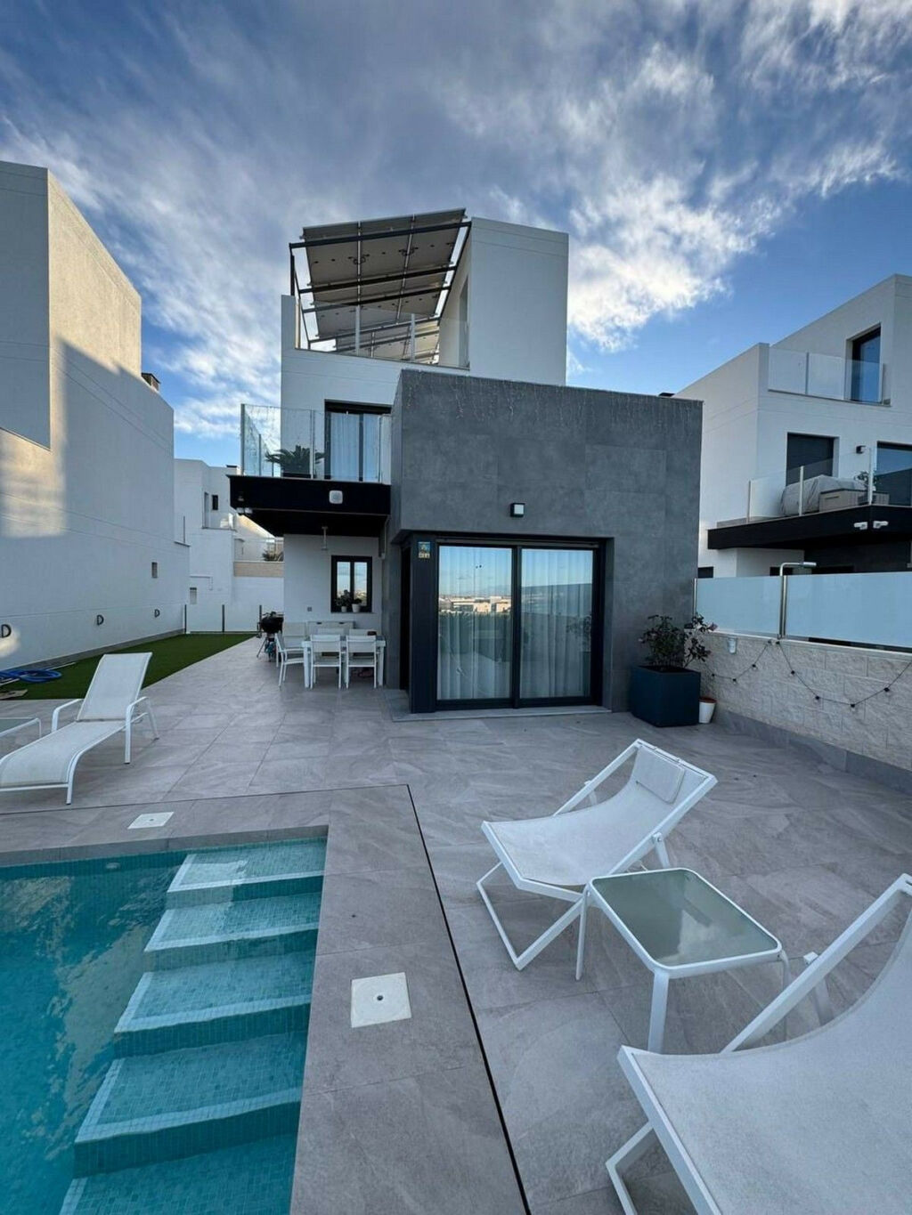 Detached Villa Los Balcones Alicante - image 26