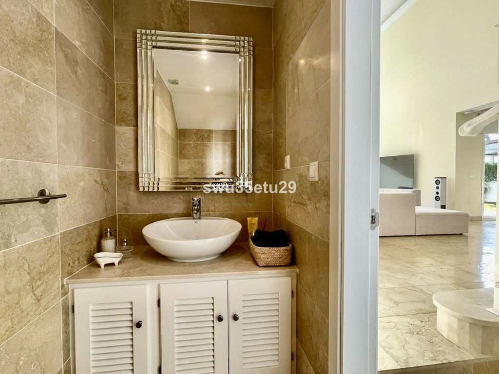Detached Villa Istán Málaga - image 26
