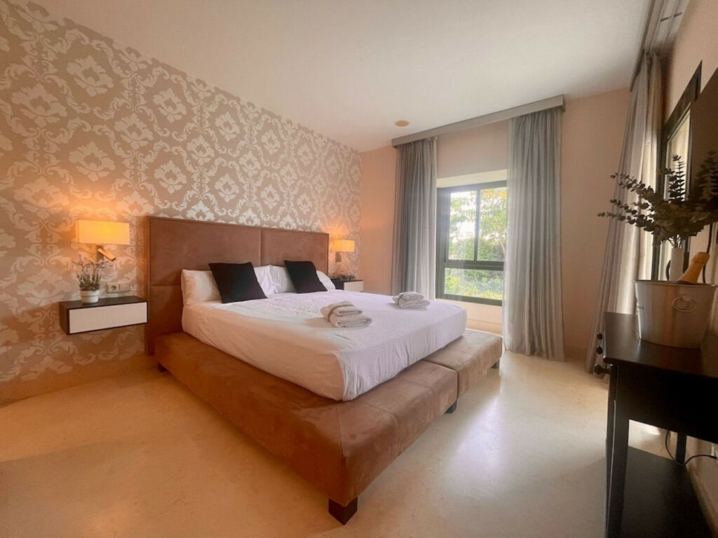Middle Floor Apartment Benahavís Málaga - image 26