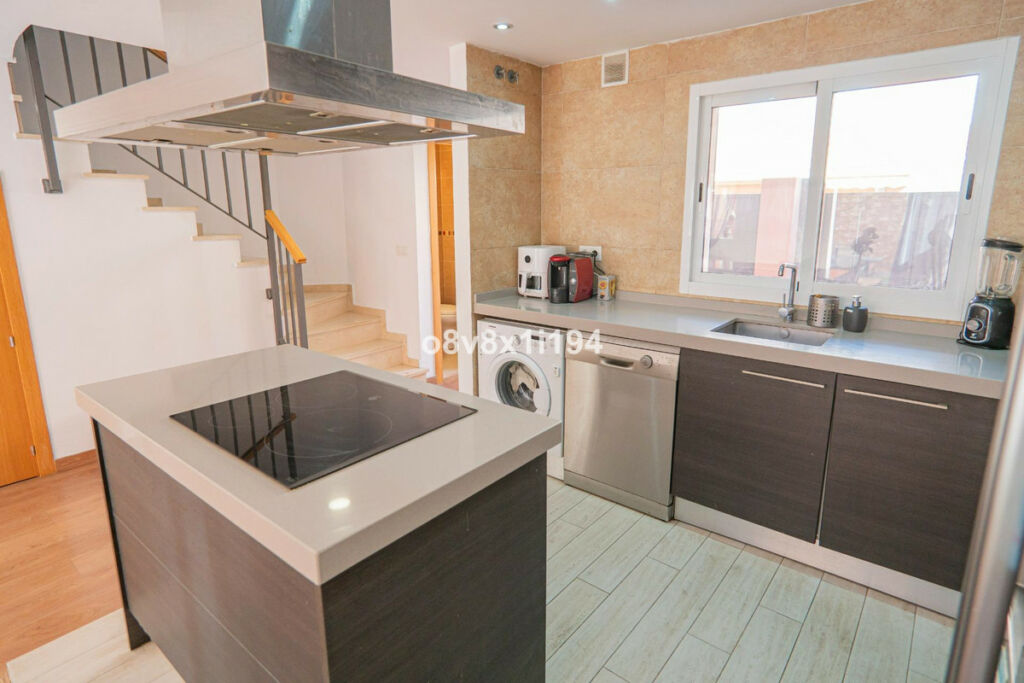 Townhouse Benajarafe Málaga - image 26